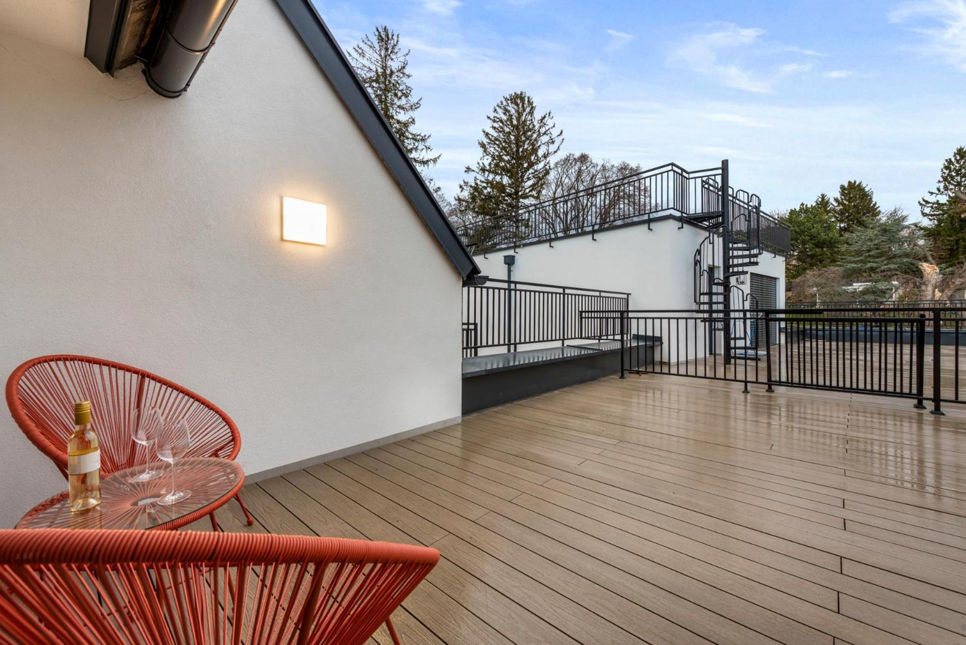 Vienna Hills Living Aparthotel ภายนอก รูปภาพ