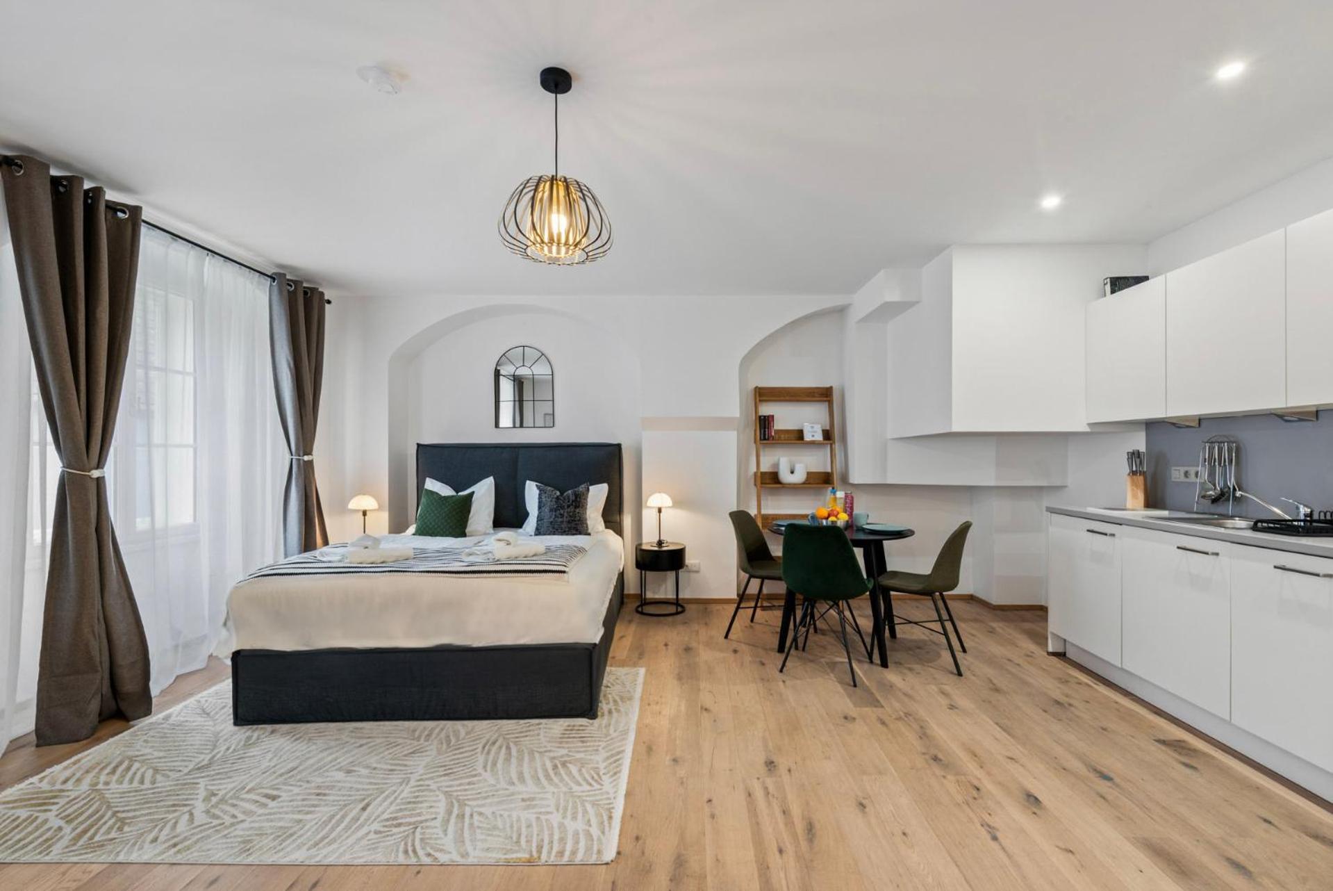 Vienna Hills Living Aparthotel ภายนอก รูปภาพ