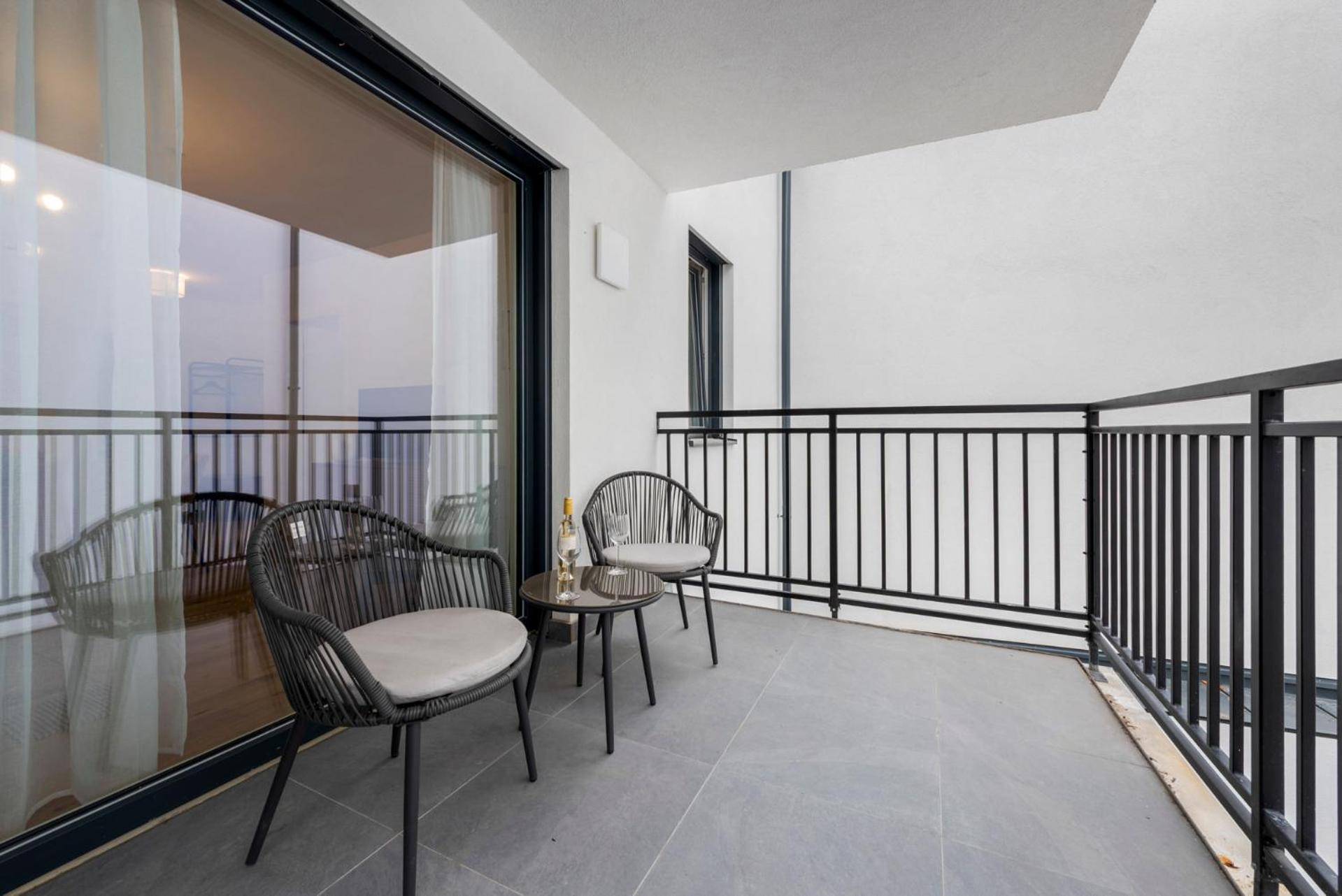 Vienna Hills Living Aparthotel ภายนอก รูปภาพ